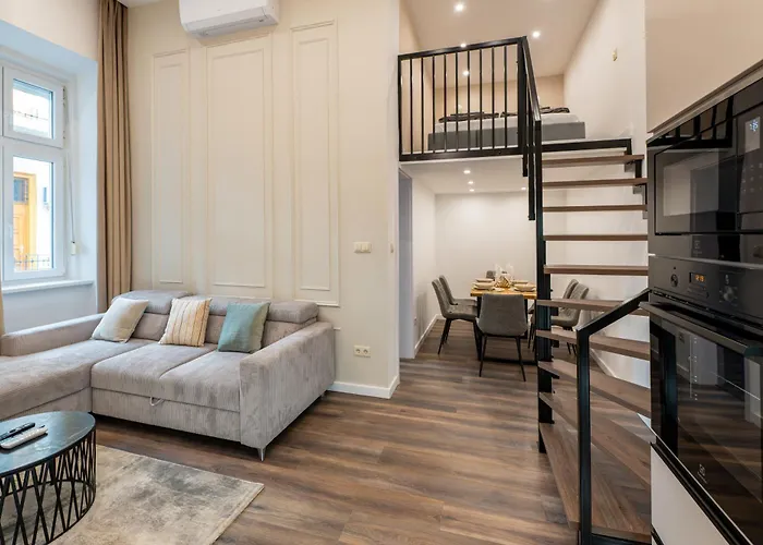 D52 Luxury * Budapest